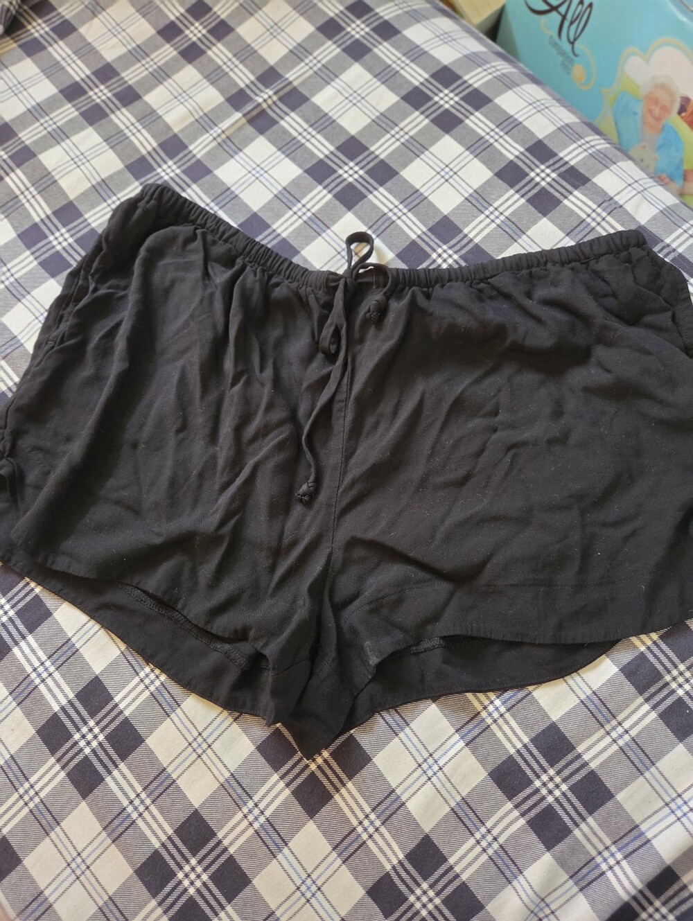 Drawstring Rayon Shorts Size L - Picture 2 of 6